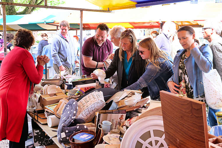 Rommelmarkt 2022 Waarder_117